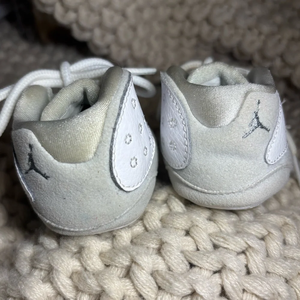 Air Jordan Retro Infant Newborn 552664-100 SIZE 3C White Crib Shoes